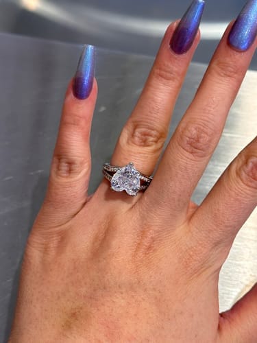 Customer photo review of Louily Exquisite 5.0 Carat Heart Cut Engagement Ring In Sterling Silver