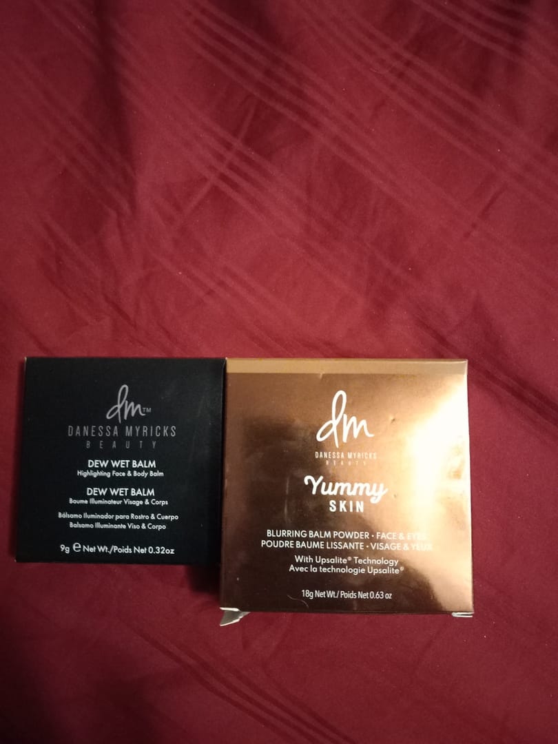 Customer photo review of Yummy Skin Blurring Balm Powder