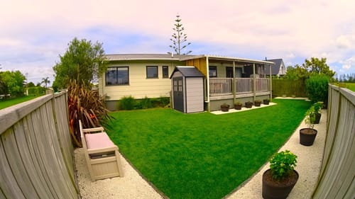 Customer photo review of Oakland 754 Garden Shed 2.1m x 1.14m