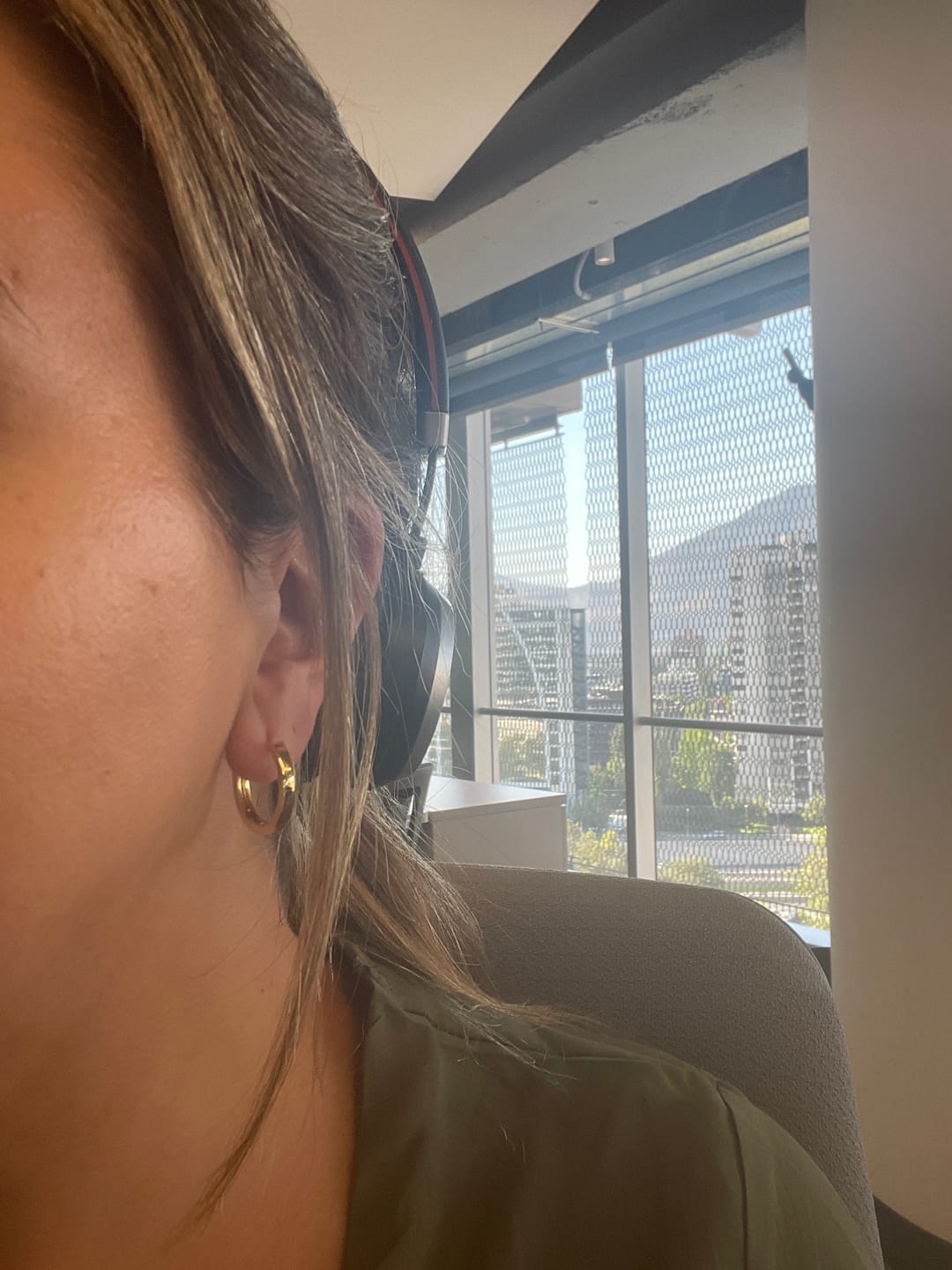 Customer photo review of ARGOLLAS LISAS 20MM BAÑADAS EN ORO