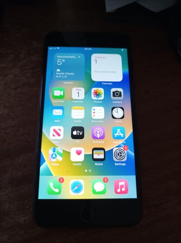 Customer photo review of Apple iPhone 8 Plus Refurbished SIM Free