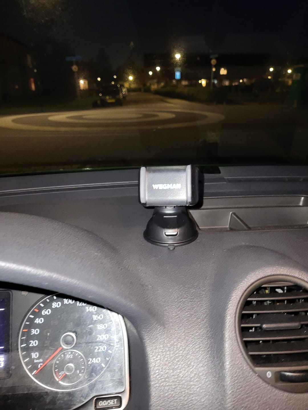 Customer photo review of Wegman Telefoonhouder Met Zuignap - Dashboard en autoruit