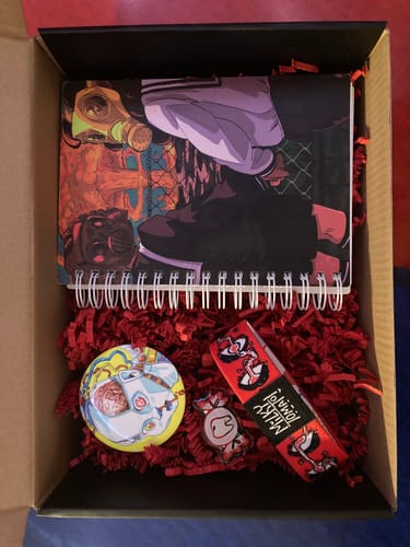 Customer photo review of Creepy Mystery Gift Box