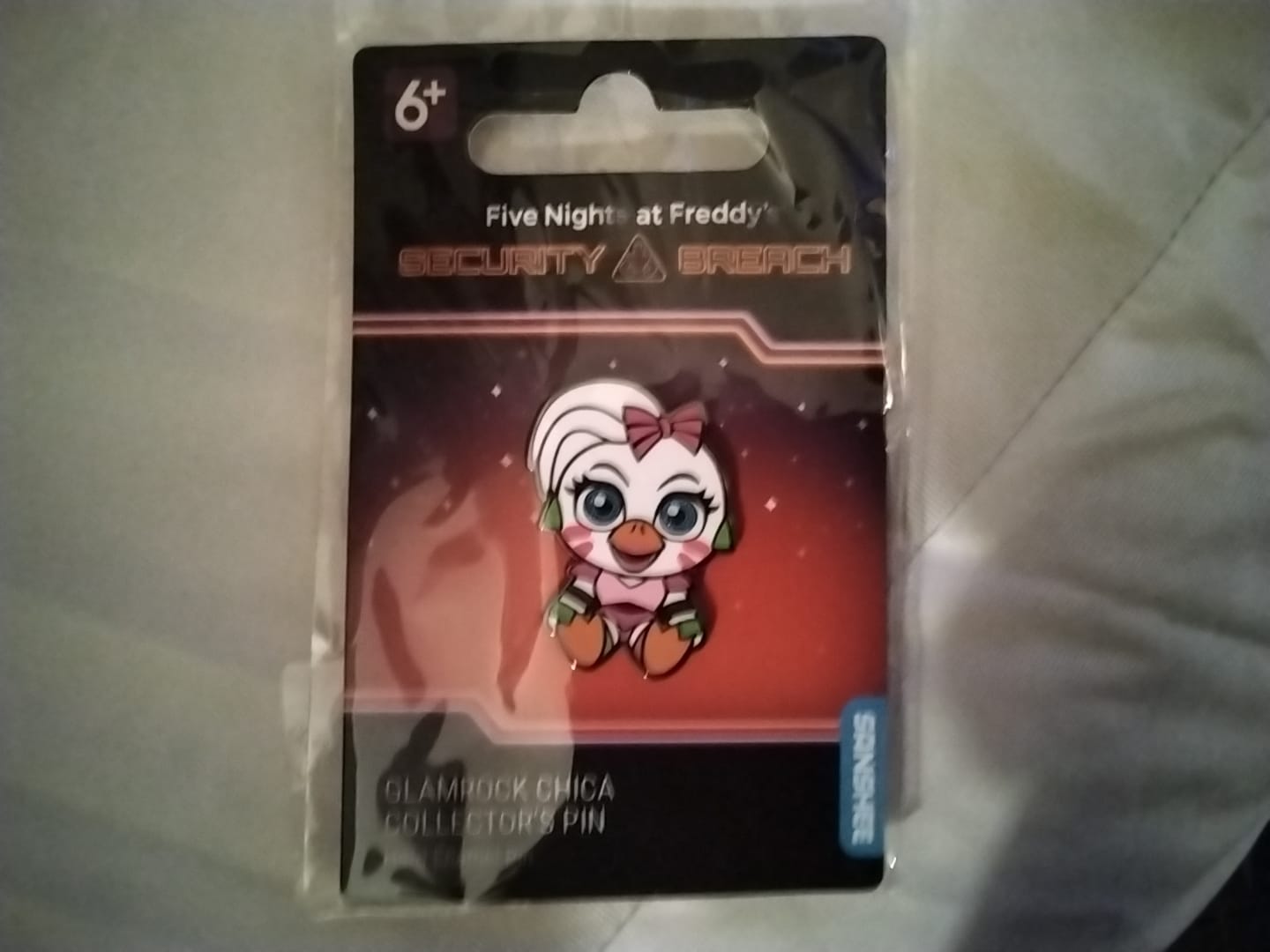Customer photo review of Five Nights at Freddy's - Glamrock Chica Collector's Pin