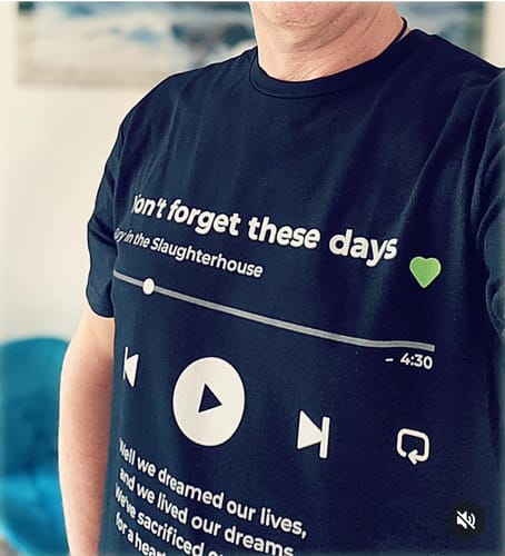 Customer photo review of Your Favorite Song T-Shirt Music Player