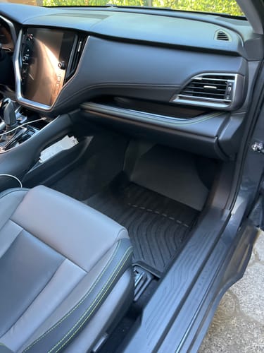 Customer photo review of Pisos Calce Perfecto SUBARU OUTBACK 2020-2022