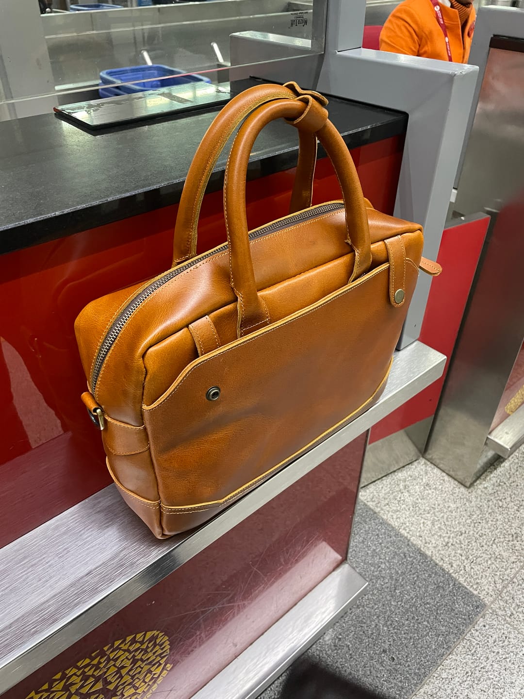 Customer photo review of The Everyday Office Briefcase