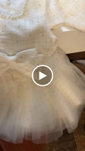 Grace T. review of Baby Girl Birthday Party Dresses Girl Winter White Long Sleeve Puffy Formal Dresses image 1 out of 1