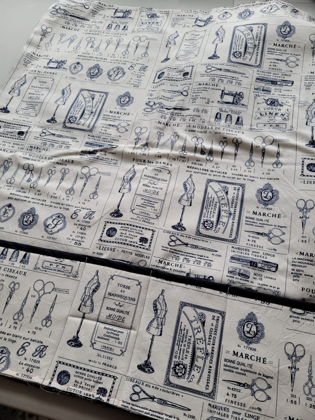Customer photo review of Sewing Tools Rose & Hubble Cotton Poplin Fabric