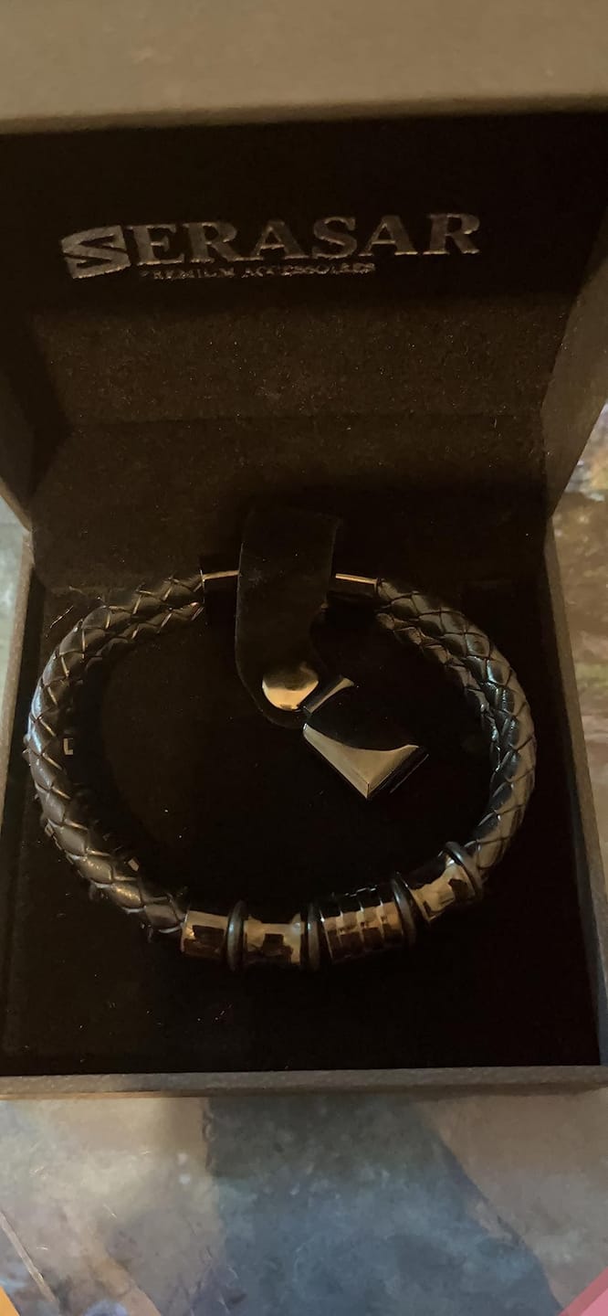 Customer photo review of Lederarmband "Spirit"