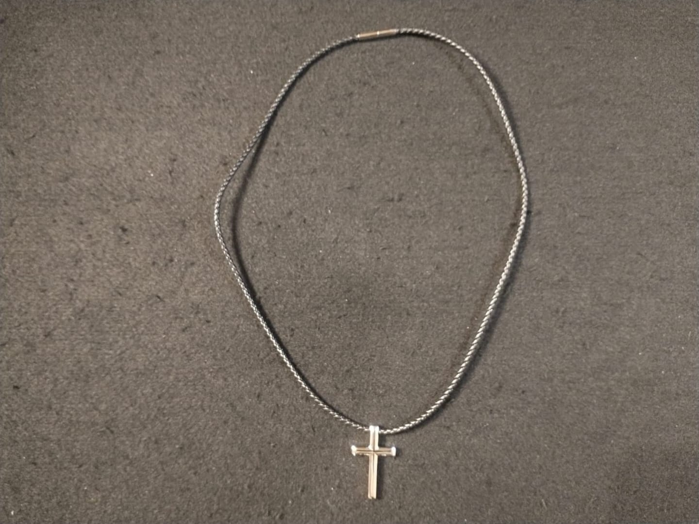 Customer photo review of Lederhalskette "Cross"