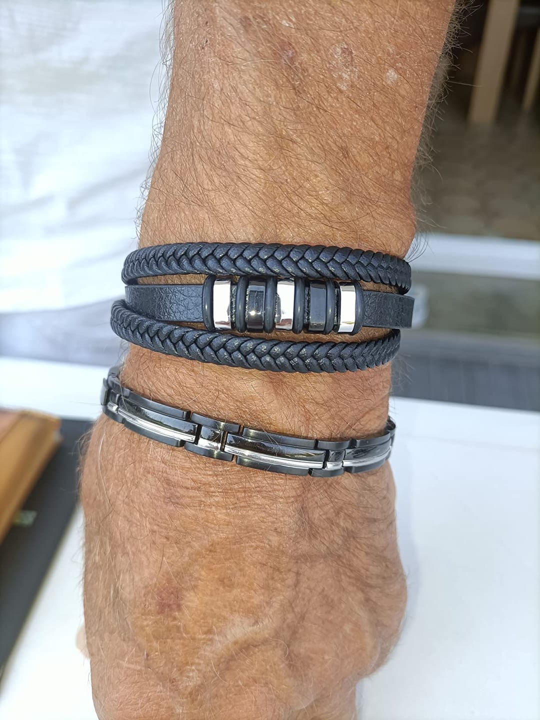 Customer photo review of Lederarmband "Glory"