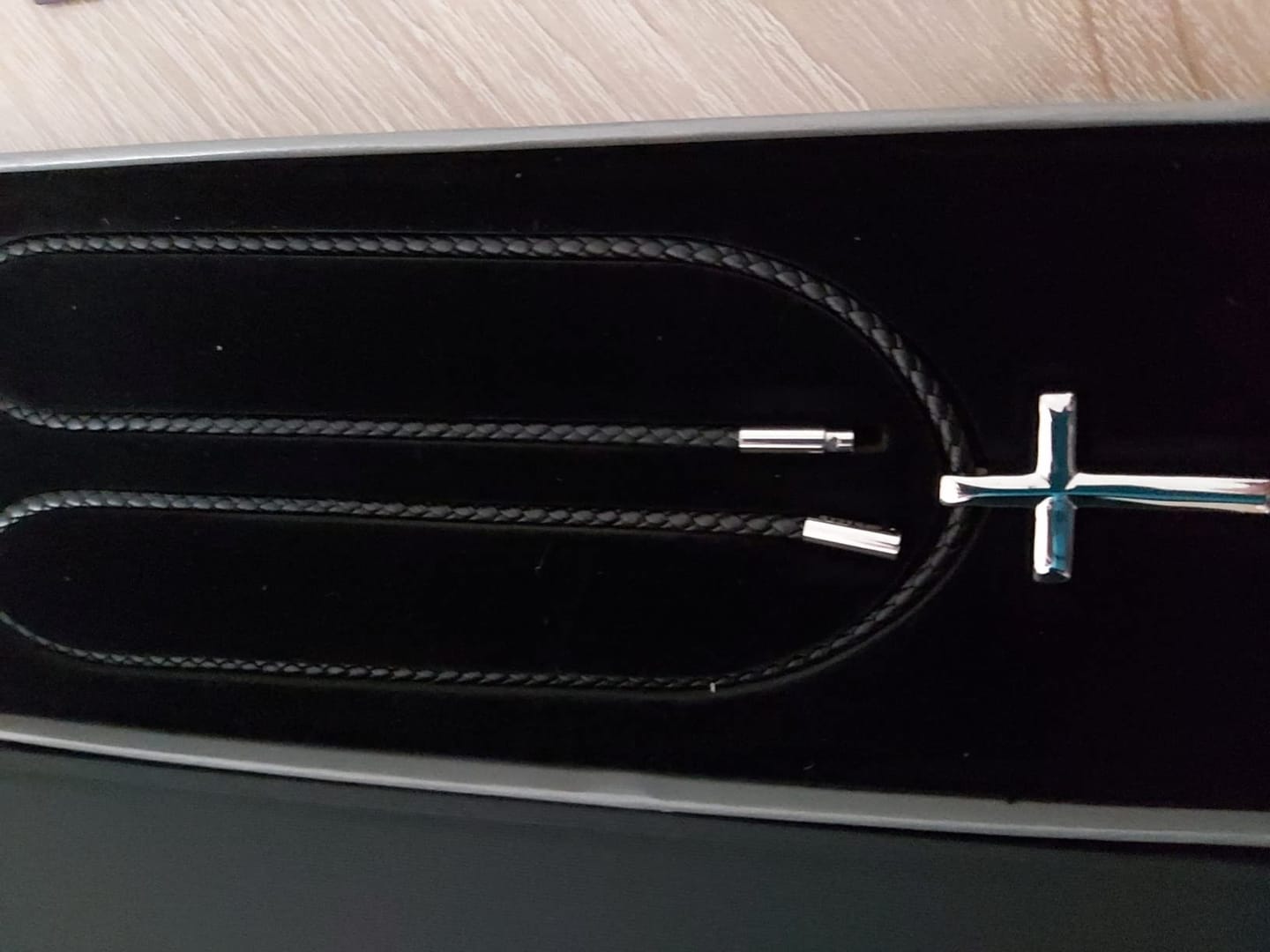 Customer photo review of Lederhalskette "Cross"