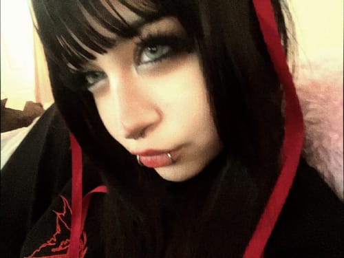 Customer photo review of Vegas Girl Contact Lenses(12 months of use)