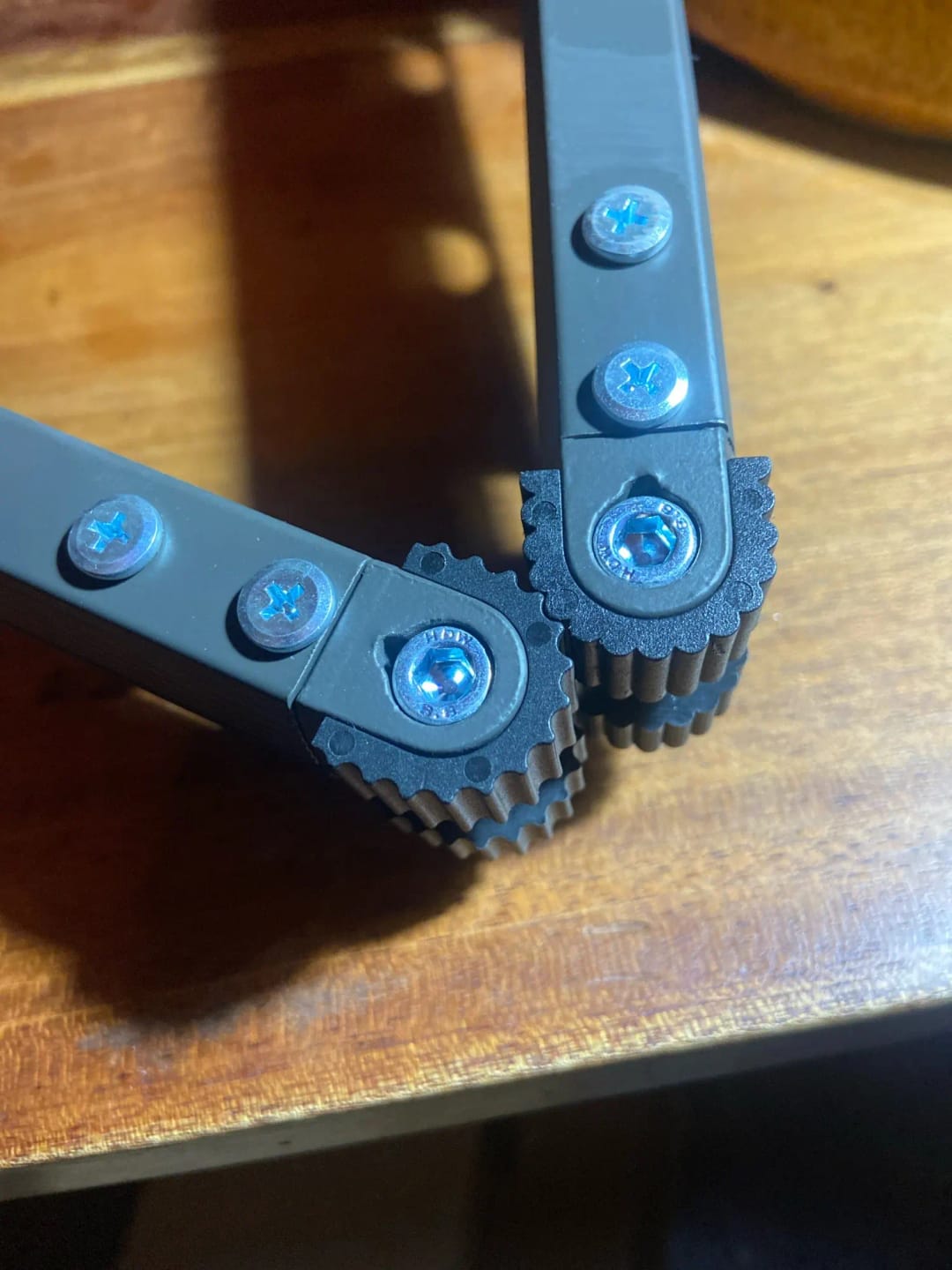 Customer photo review of Flowi™ Suction Clothes Hanger