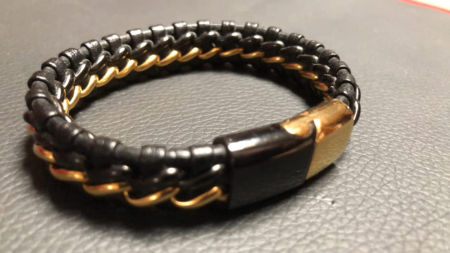 Customer photo review of Lederarmband "Steel"