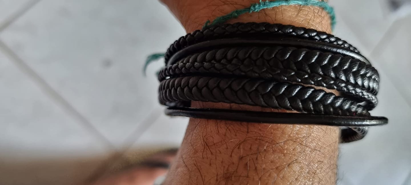Customer photo review of Lederarmband "Wrap"