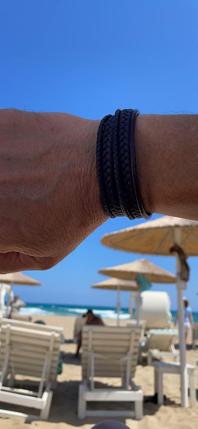 Customer photo review of Lederarmband "Wrap"