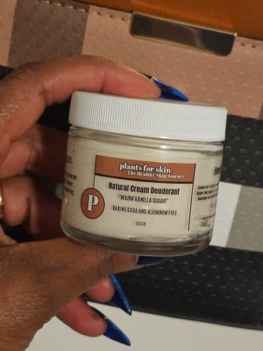 Customer photo review of Warm Vanilla Sugar Cream Deodorant