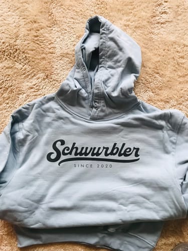 Customer photo review of HOODIE MÄDELS • SCHWURBLER SINCE 2020 - HELL