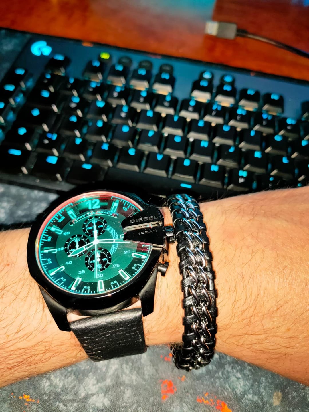 Customer photo review of Lederarmband "Steel"