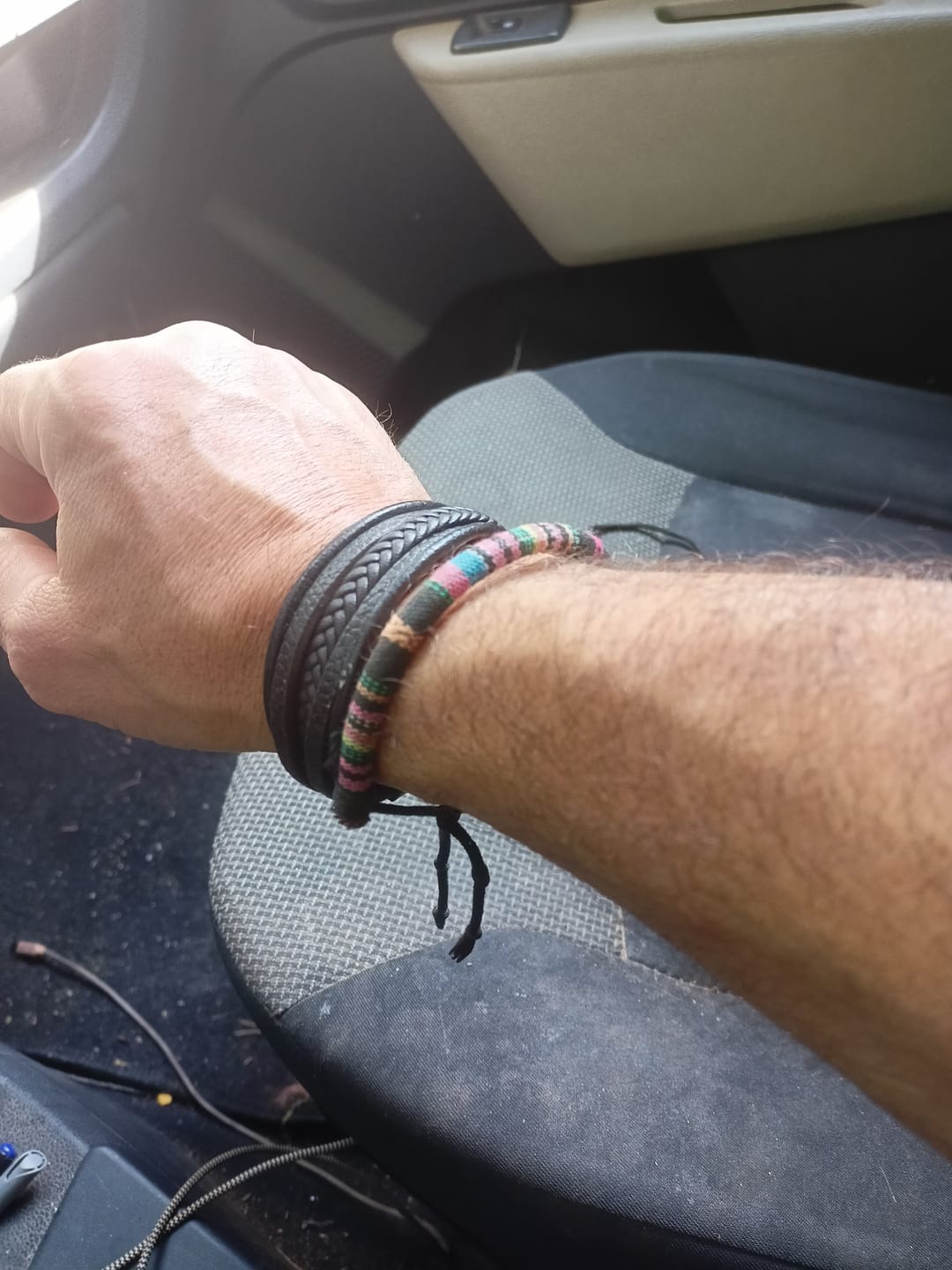 Customer photo review of Lederarmband "Braid"