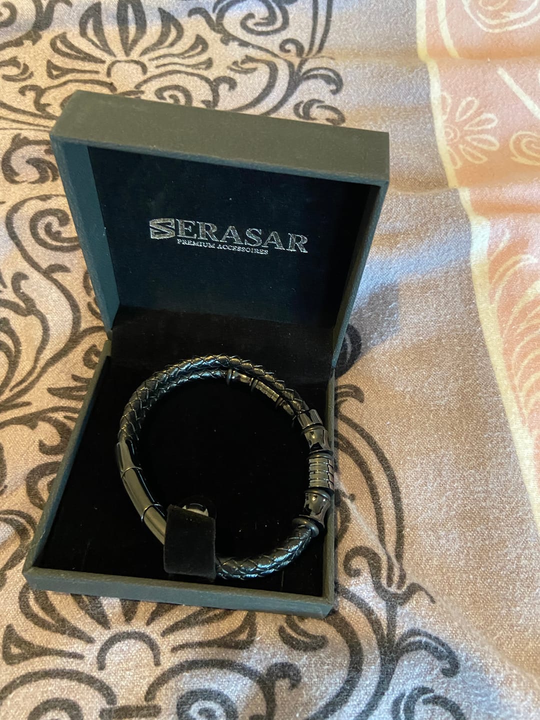 Customer photo review of Lederarmband "Spirit"