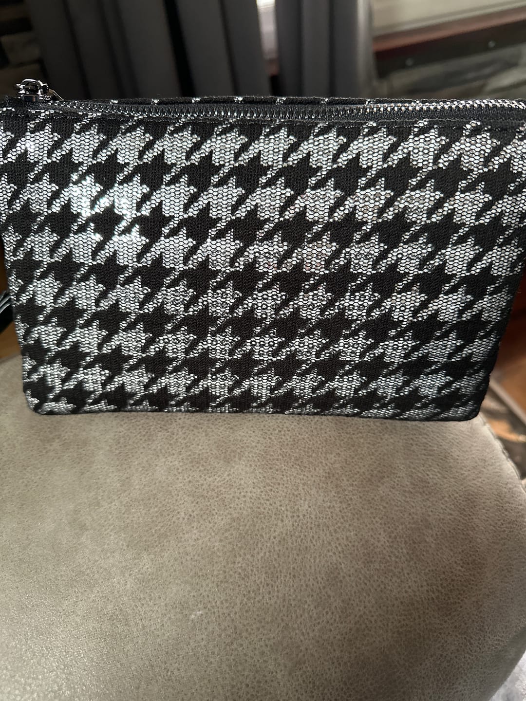 Customer photo review of Riley Houndstooth Crossbody