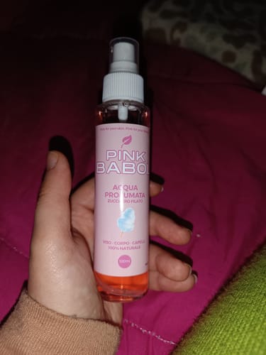 Customer photo review of Acqua profumata viso corpo e capelli