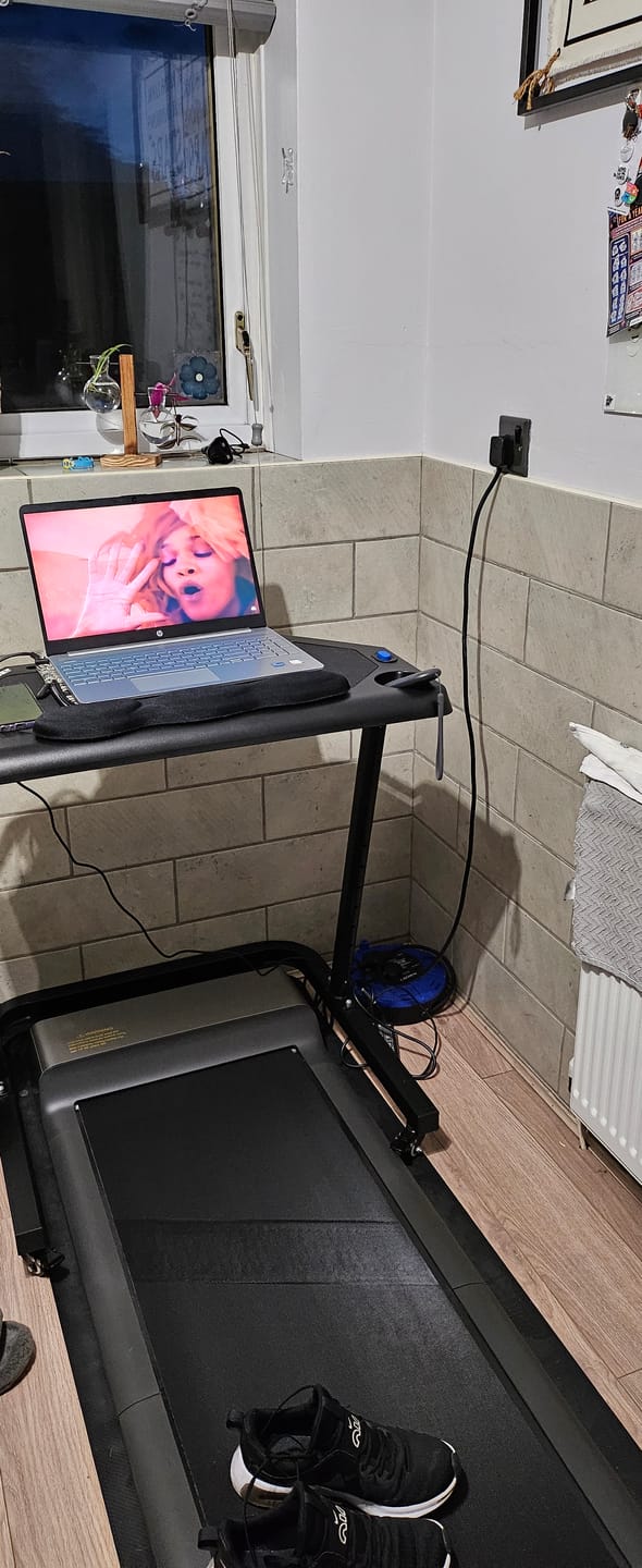 Customer photo review of ⚡ WalkingPad P1 Folding Walking Treadmill 3.72MPH 220 lbs For UK