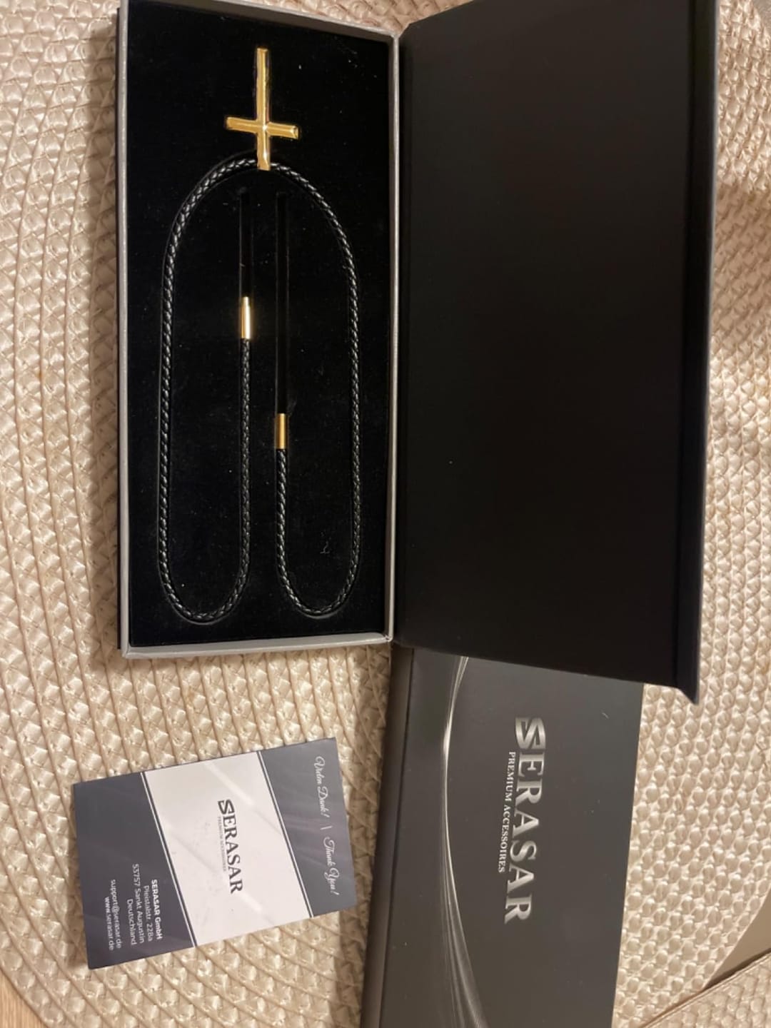 Customer photo review of Lederhalskette "Cross"
