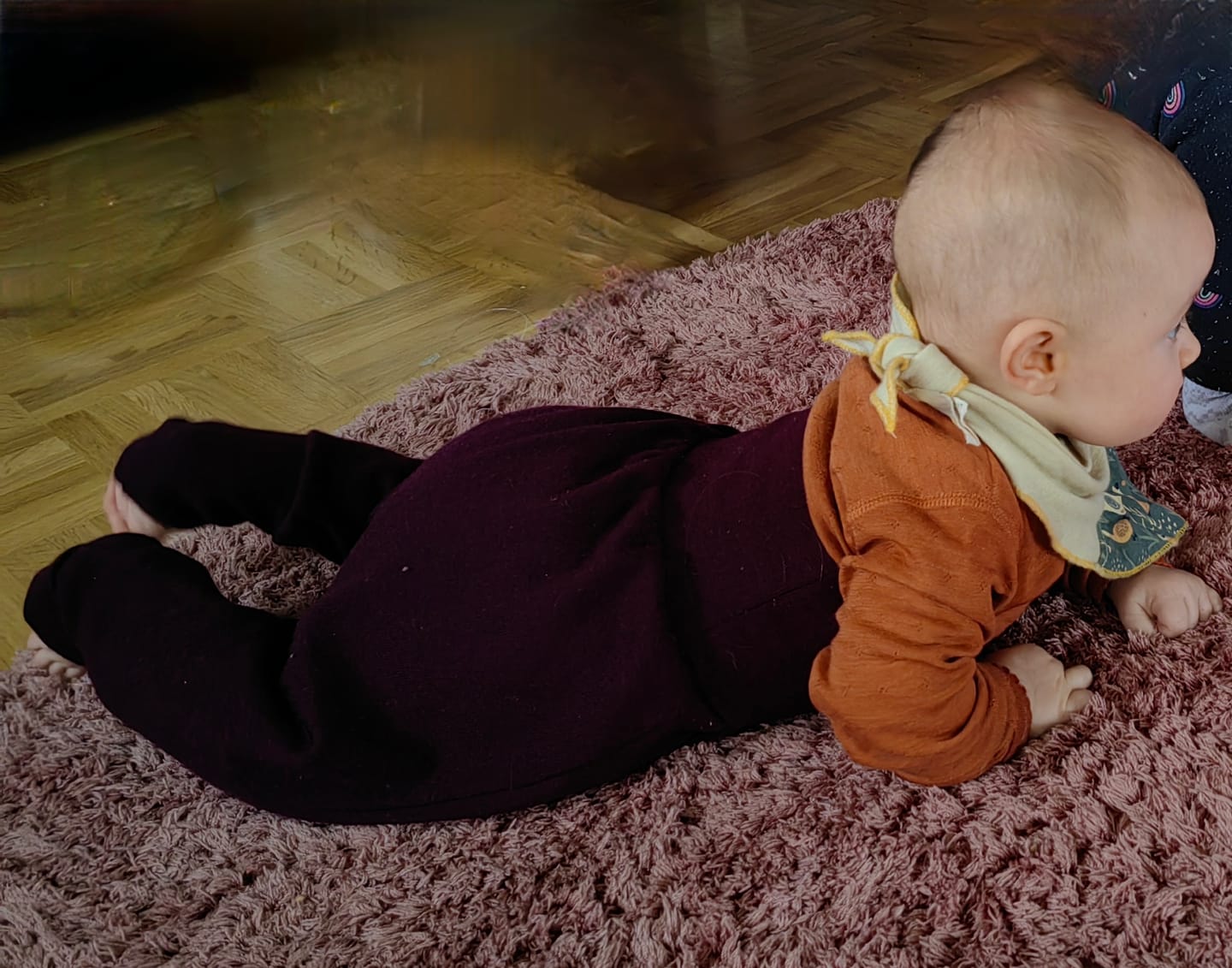 Customer photo review of Hose mit der Falte Lila