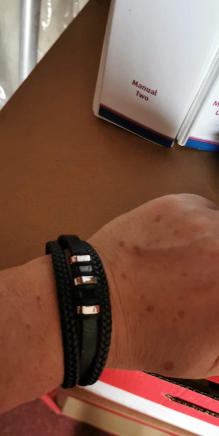 Customer photo review of Lederarmband "Glory"