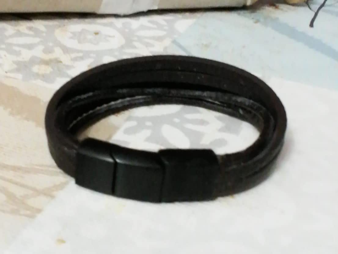 Customer photo review of Lederarmband "Braid"