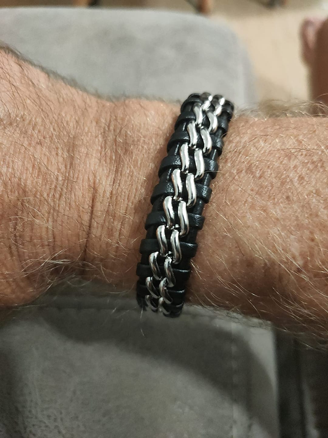 Customer photo review of Lederarmband "Steel"