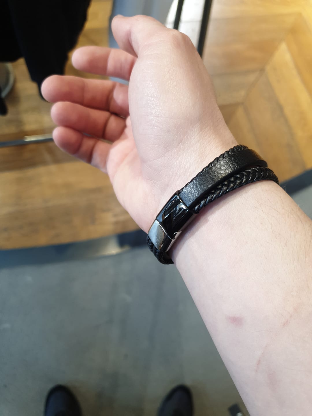 Customer photo review of Lederarmband "Glory"