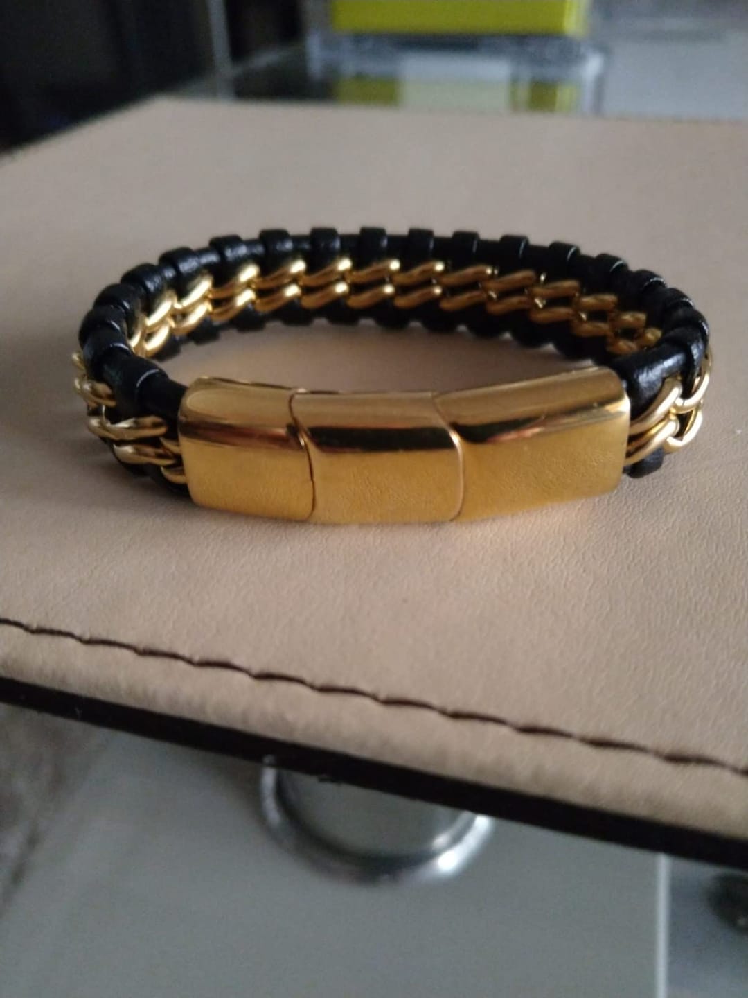 Customer photo review of Lederarmband "Steel"