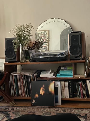 Customer photo review of Edifier S1000MKII Audiophile Active Bookshelf 2.0 Speakers
