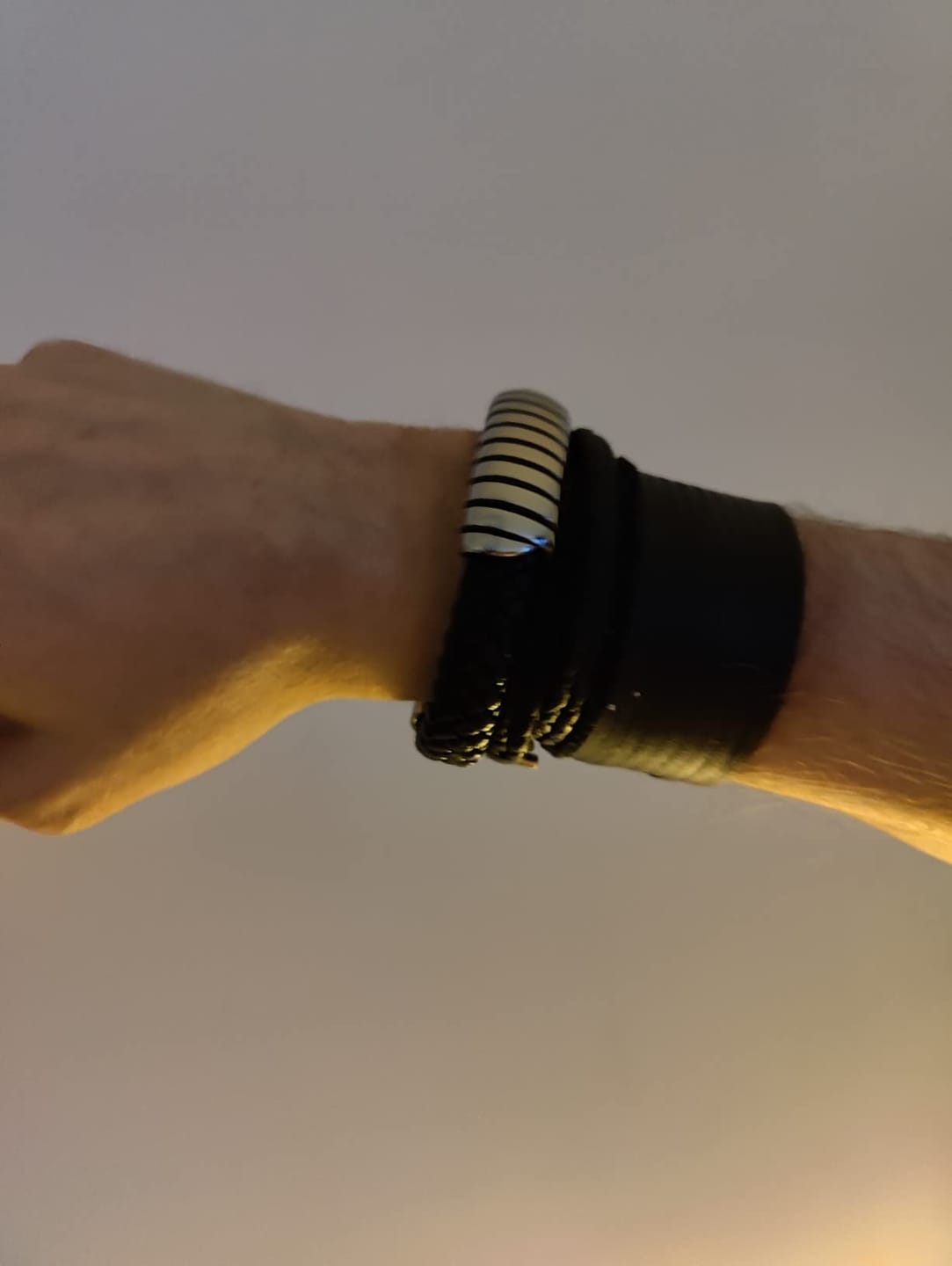 Customer photo review of Lederarmband "Helix"