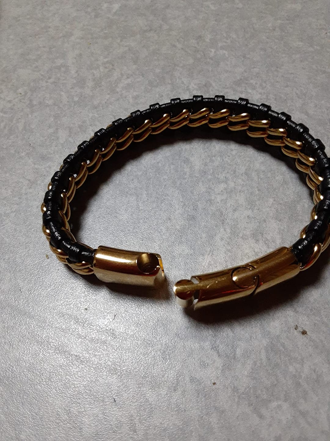 Customer photo review of Lederarmband "Steel"