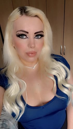 Customer photo review of Stranded 20" One Piece Wand Wave Clip-in Hair Extension