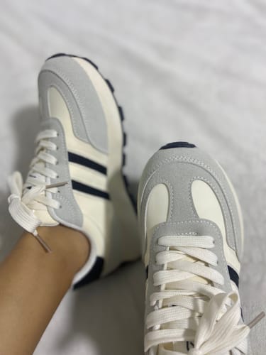 Customer photo review of ZAPATILLA BLANCA 48011