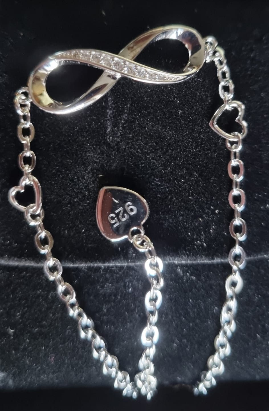 Customer photo review of Armband "Infinity"