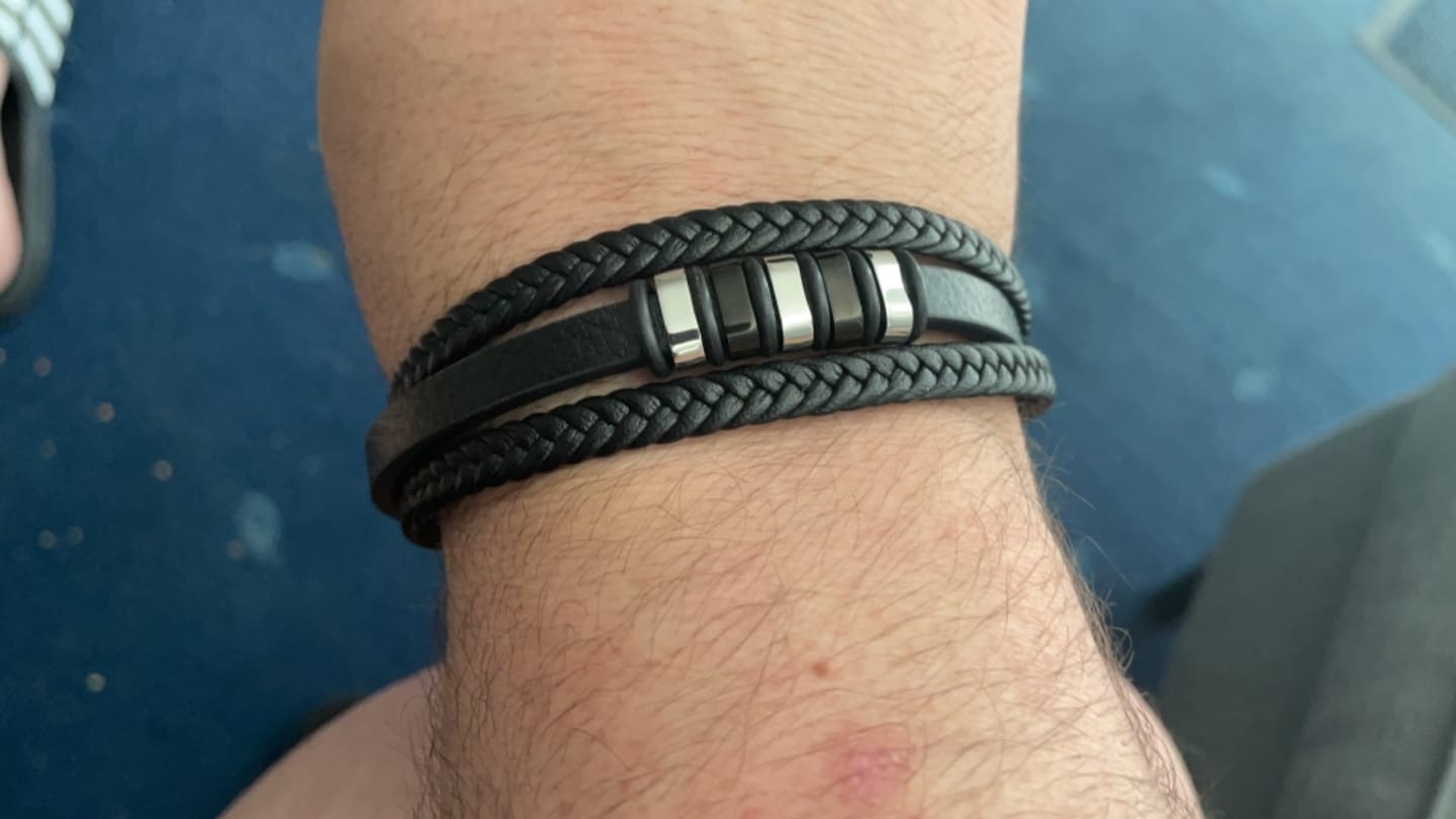 Customer photo review of Lederarmband "Glory"