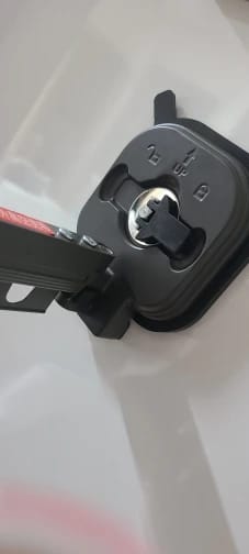 Customer photo review of Flowi™ Suction Clothes Hanger