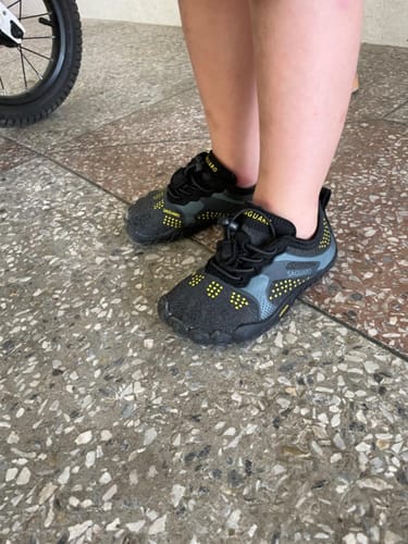 Customer photo review of Kids Fast I - Verde - Zapatila Ergo - Saguaro
