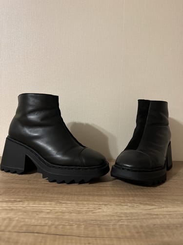 Customer photo review of "Transformer Boots"