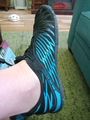 Customer photo review of Lorax Pro – All-Day Comfort & Pain-Free Barefoot Shoes