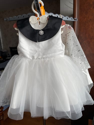 Customer photo review of Baby Girl White Sleeveless Elegant Birthday Party Formal Dress Toddler Prom Dress