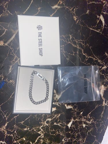 Customer photo review of 6mm Cuban Link Bracelet